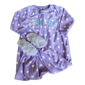 Carter's sleeper with feet